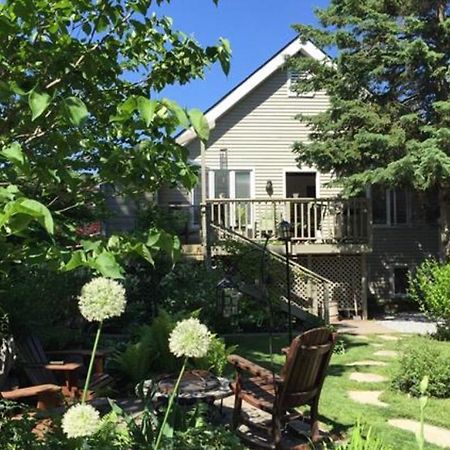 2 Moon Cottage Niagara-on-the-Lake ภายนอก รูปภาพ